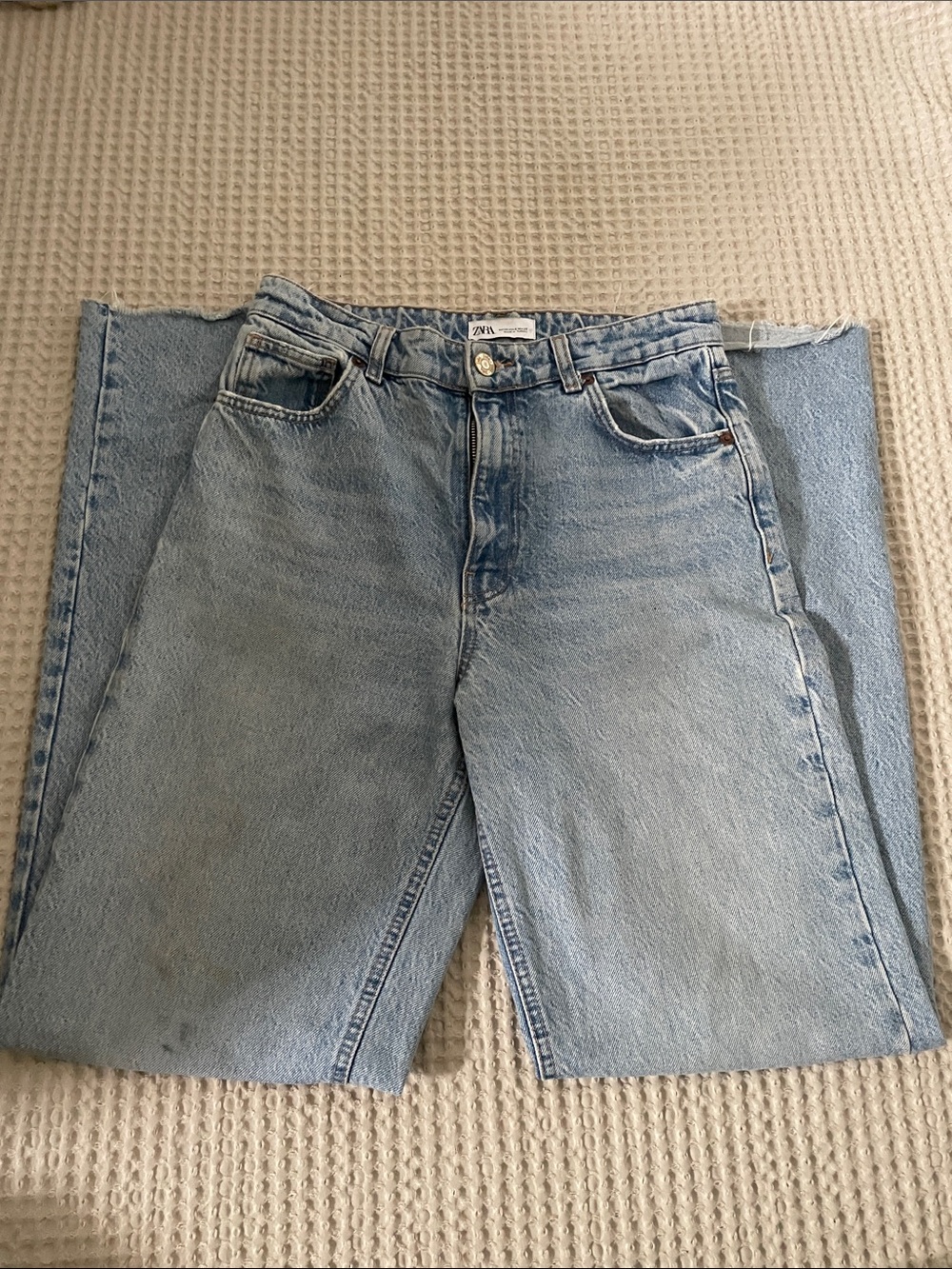 Zara Light Blue High-Rise Women’s Jeans